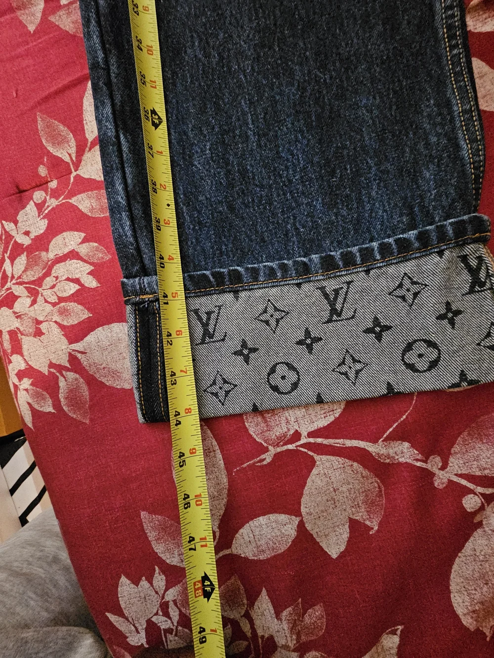 LV Dark Blue Women Jeans with Patterned Cuff